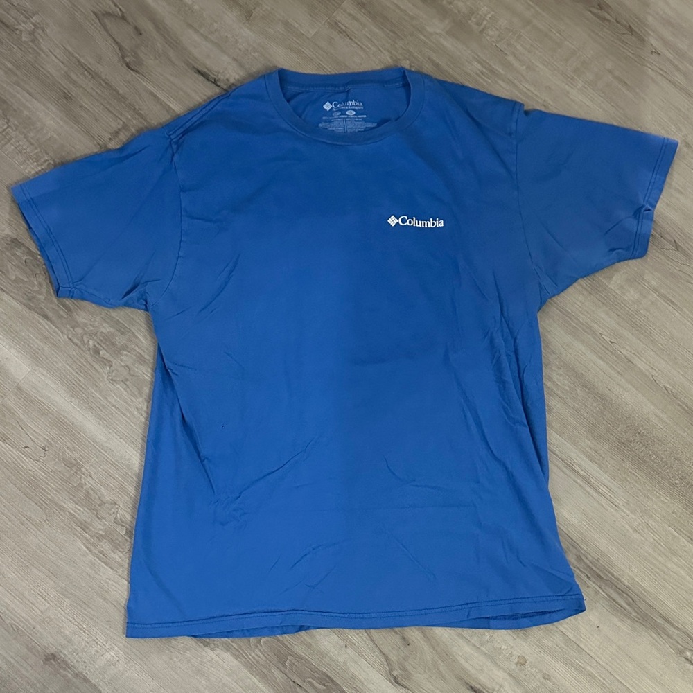 Columbia Men's Short Sleeve Tee in Vibrant Blue